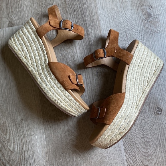 Lucky Brand Naveah Platform Sandals - Picture 11 of 14